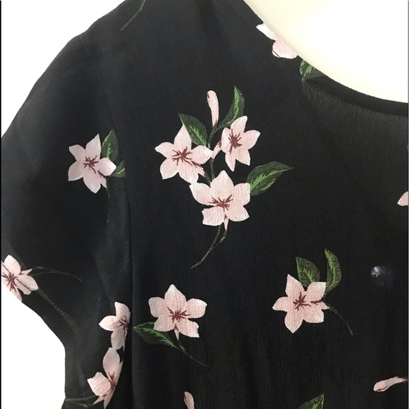 NWT UO Long Black Floral Print Tie Back Dress - Picture 3 of 7